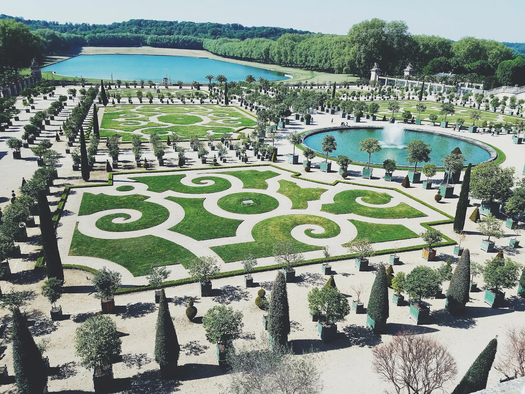Abroad En Solo: Four of the Best Cities to Travel to Alone