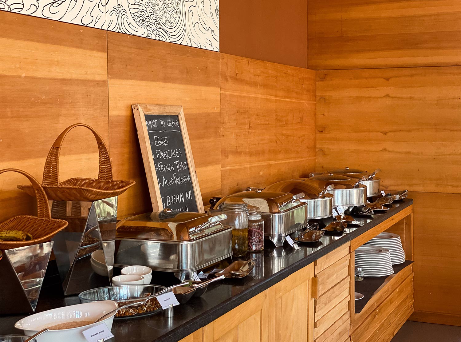 Dhensa It's time for breakfast!