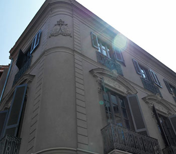 Caro Hotel