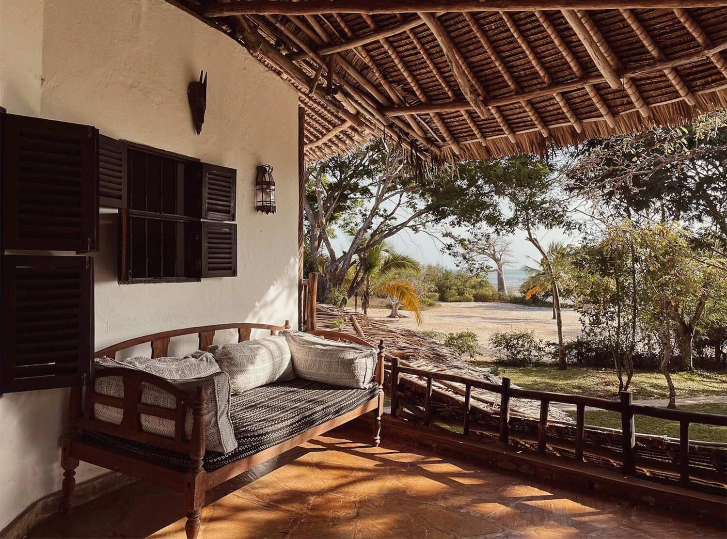 Kinondo Kwetu ...and cozy nooks for reading